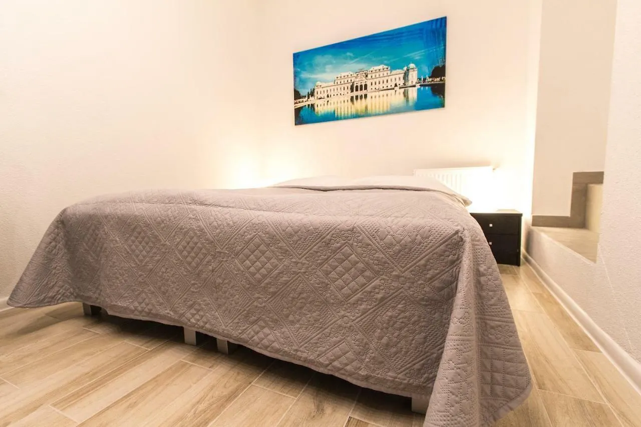 Checkvienna - Lerchenfelder Strasse Appartement