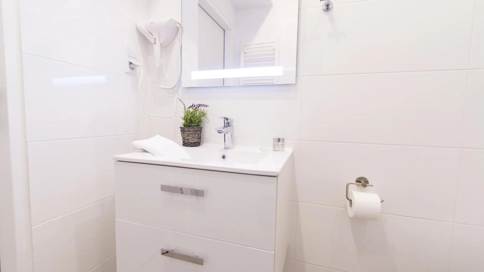 Checkvienna - Lerchenfelder Strasse Appartement
