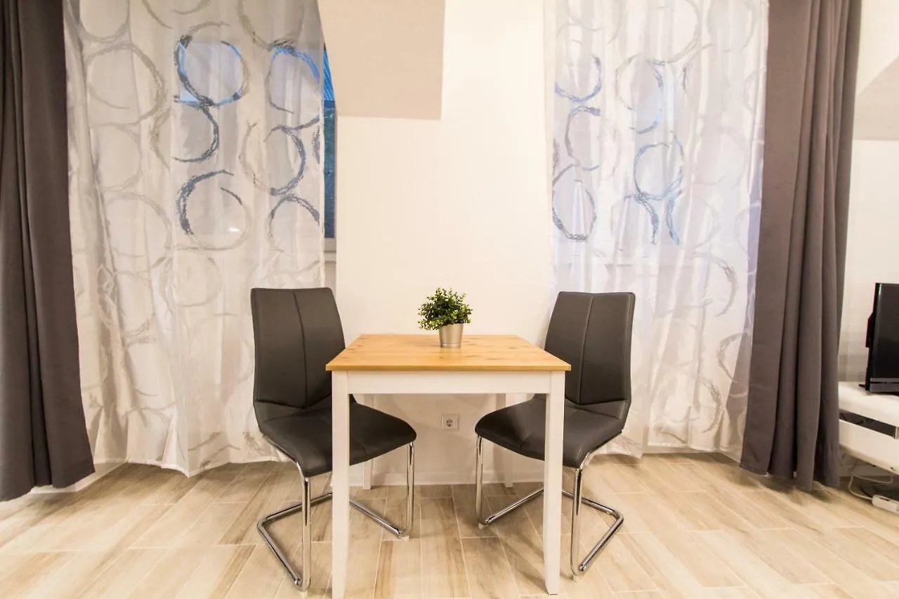 Checkvienna - Lerchenfelder Strasse Appartement