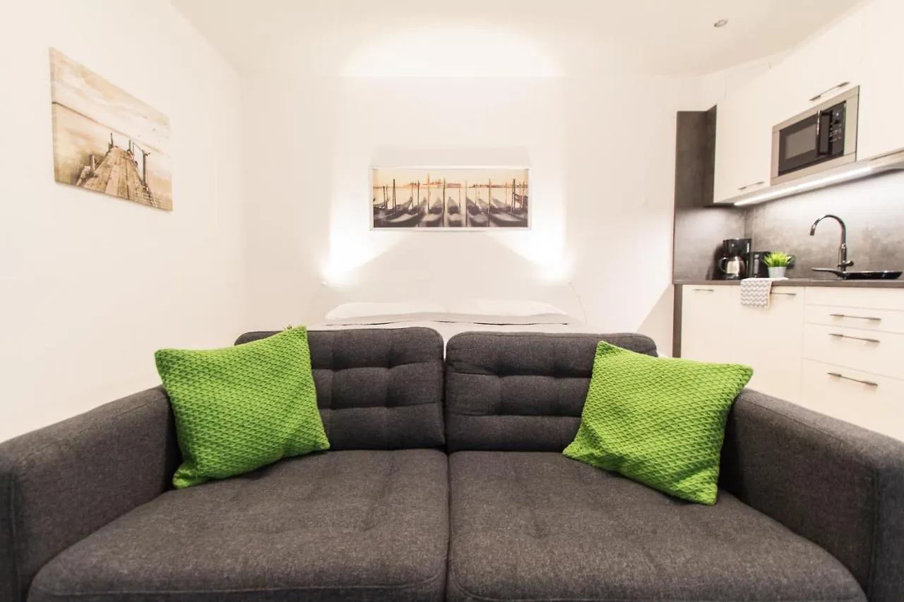 Checkvienna - Lerchenfelder Strasse Appartement